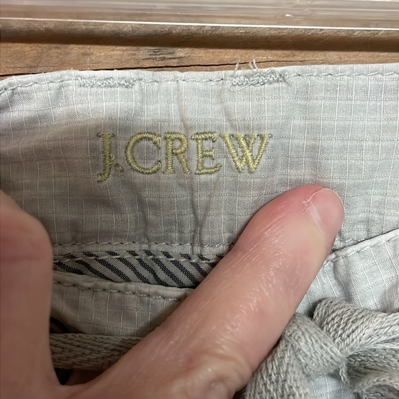 J. Crew size 10 Mid-rise Favorite Fit 100% Cotton Gray Cargo Pants with Pockets - Picture 2 of 15